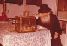 הרב שך55.jpg